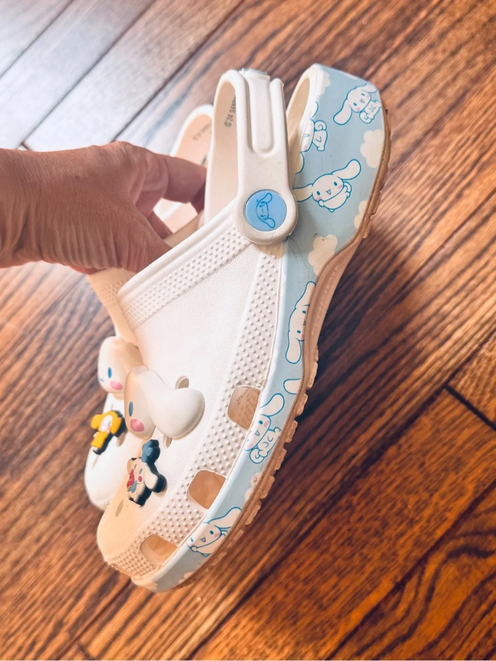 CROCS White Cinnamoroll Clog Sandals with Cute Charms